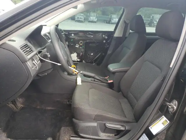 2012 VOLKSWAGEN PASSAT S  