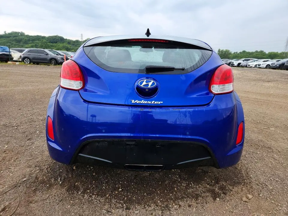 2013 HYUNDAI VELOSTER BASE  