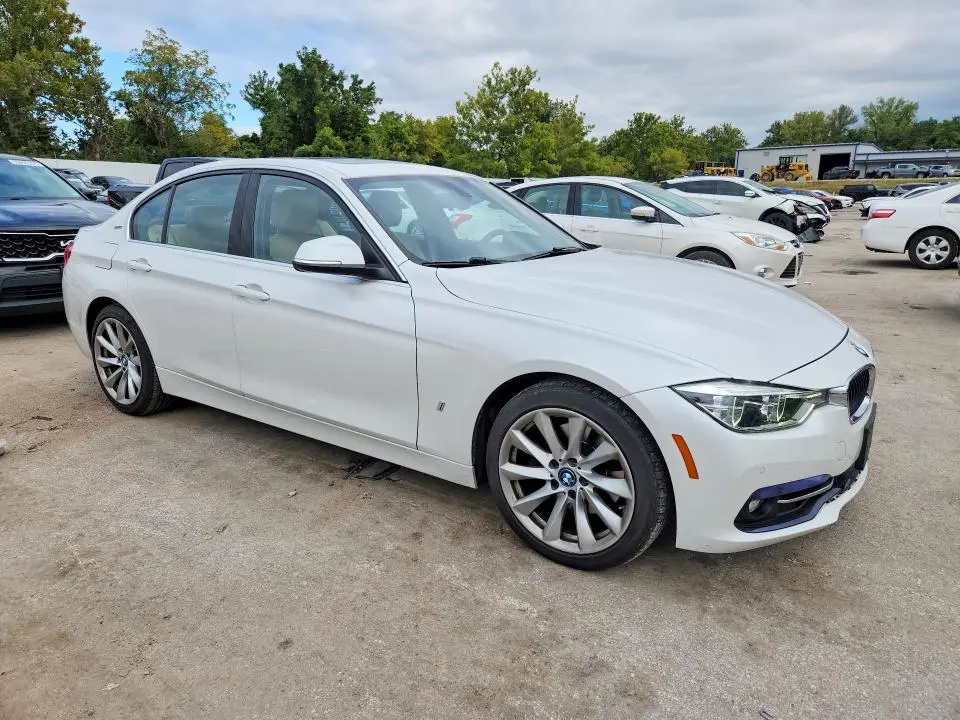 2017 BMW 330E   