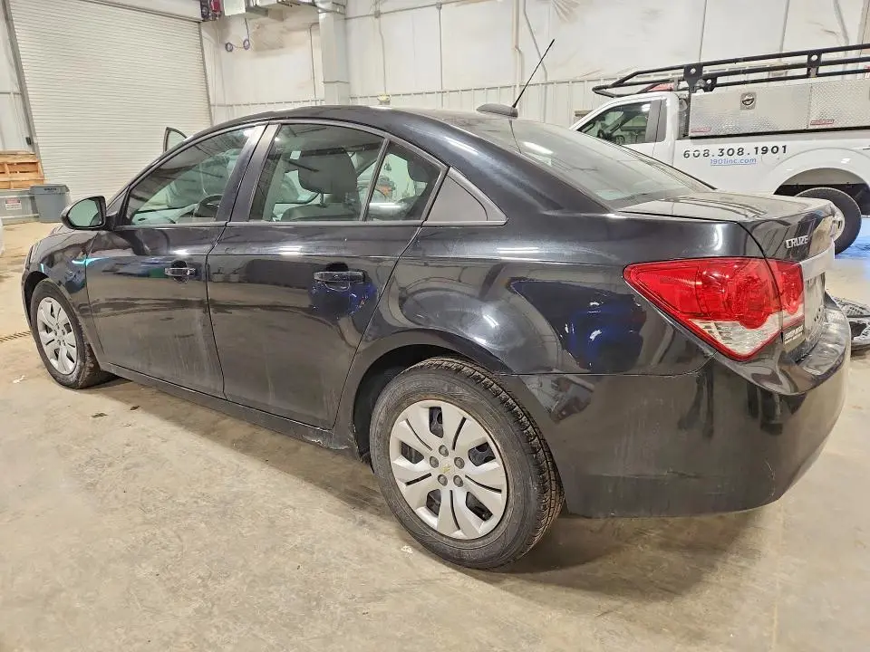 2015 CHEVROLET CRUZE LS  
