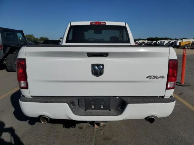 2015 RAM 1500 ST  