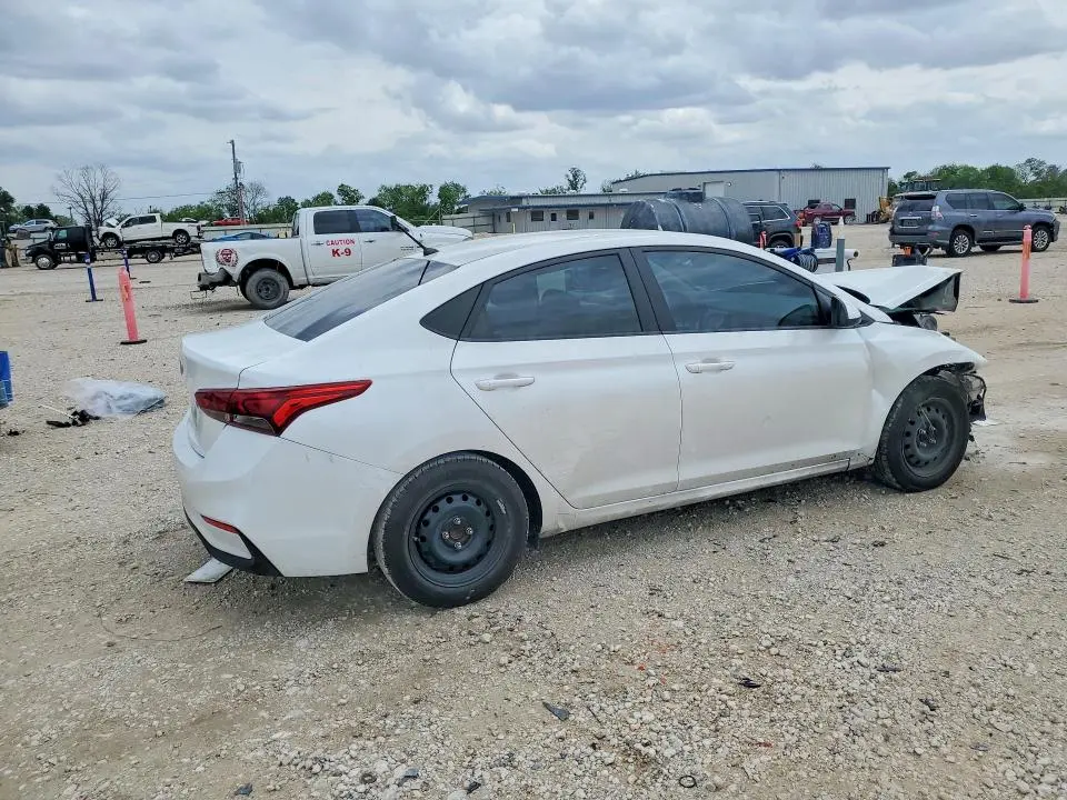 2022 HYUNDAI ACCENT SE  