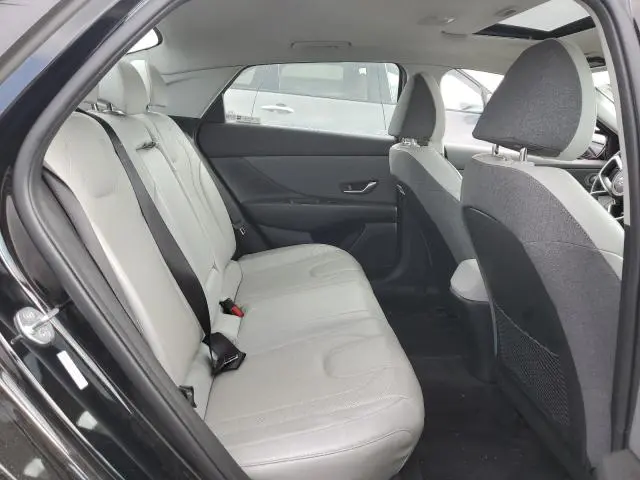 2022 HYUNDAI ELANTRA LIMITED  