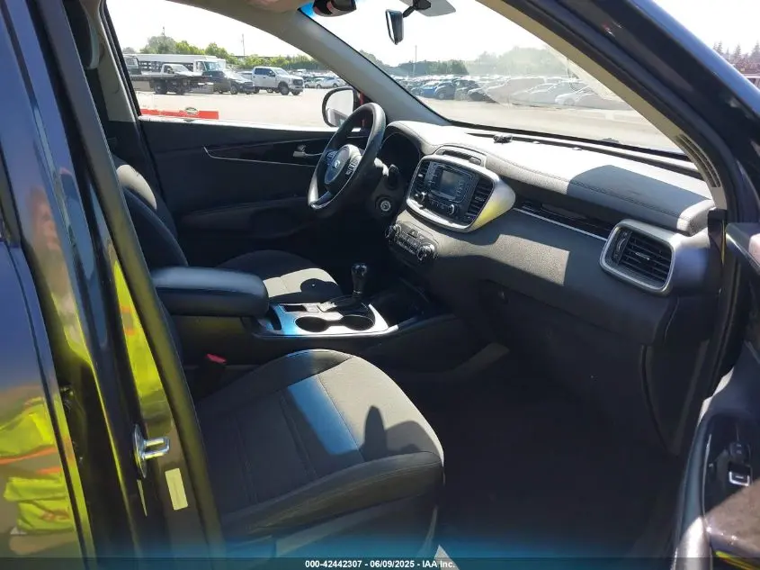 2017 KIA SORENTO 3.3L LX