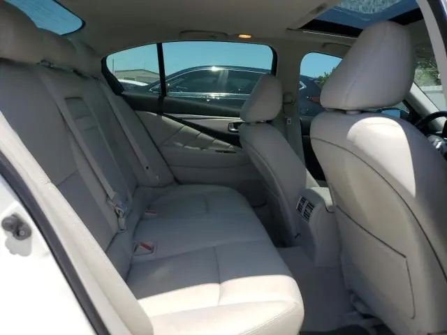 2019 INFINITI Q50 LUXE  