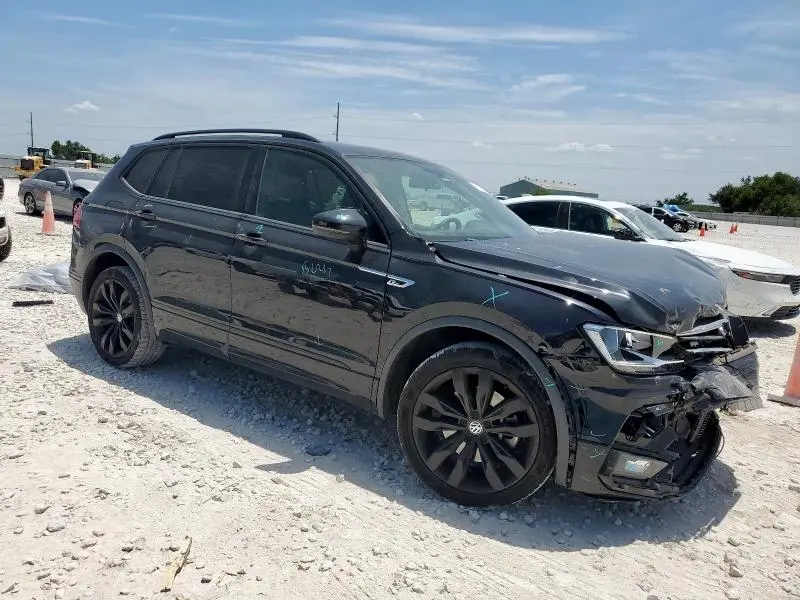 2020 VOLKSWAGEN TIGUAN SE  