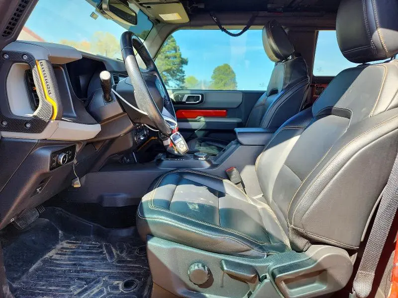 2023 FORD BRONCO BASE  