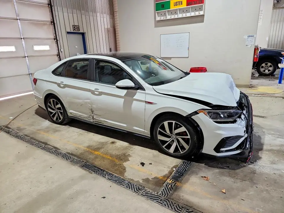 2019 VOLKSWAGEN JETTA GLI  