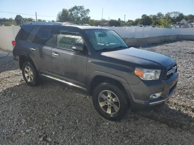 2011 TOYOTA 4RUNNER SR5  