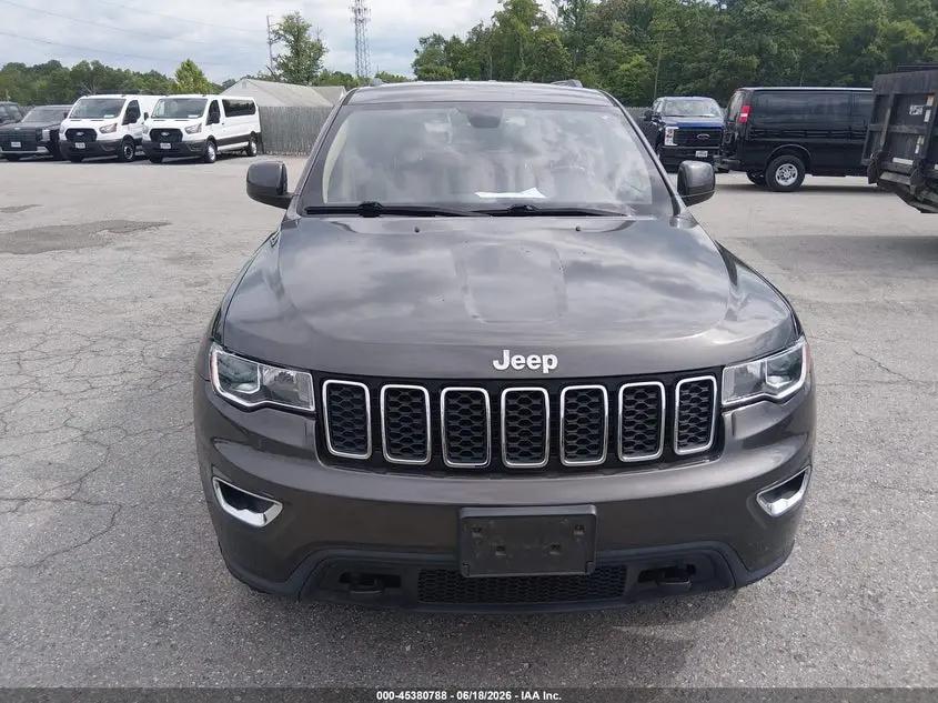 2019 JEEP GRAND CHEROKEE LAREDO E 4X4