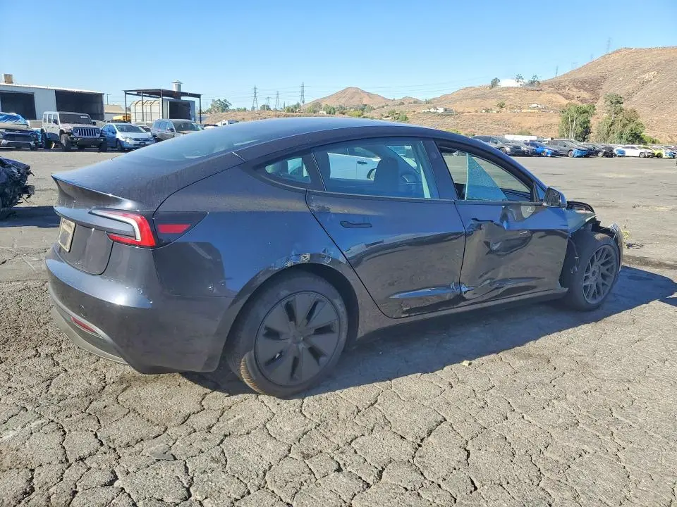 2025 TESLA MODEL 3   
