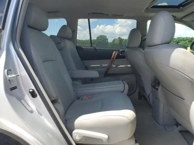 2010 TOYOTA HIGHLANDER LIMITED  