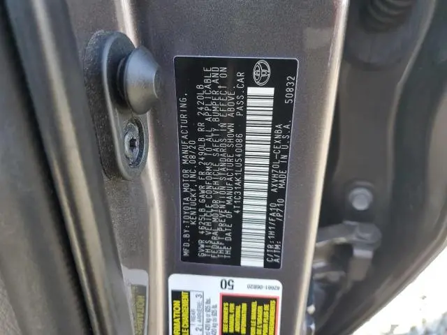 2020 TOYOTA CAMRY LE  