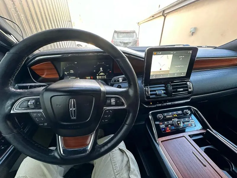 2019 LINCOLN NAVIGATOR L RESERVE  