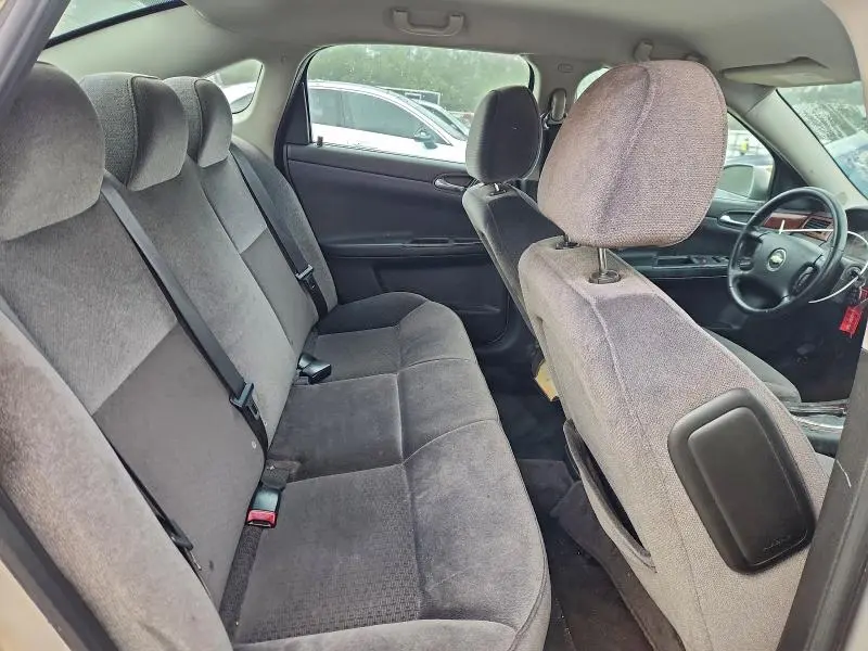 2010 CHEVROLET IMPALA LT  