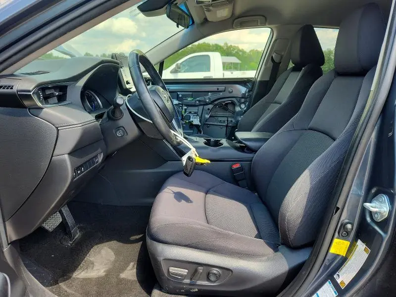 2021 TOYOTA VENZA LE  