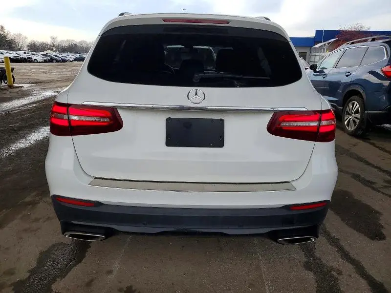 2018 MERCEDES-BENZ GLC 300 4MATIC  