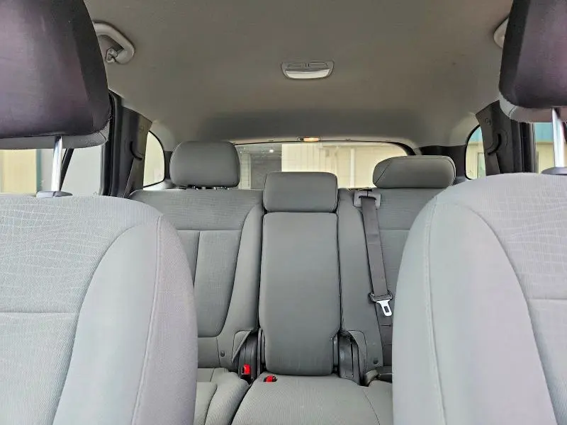 2010 HYUNDAI SANTA FE GLS  