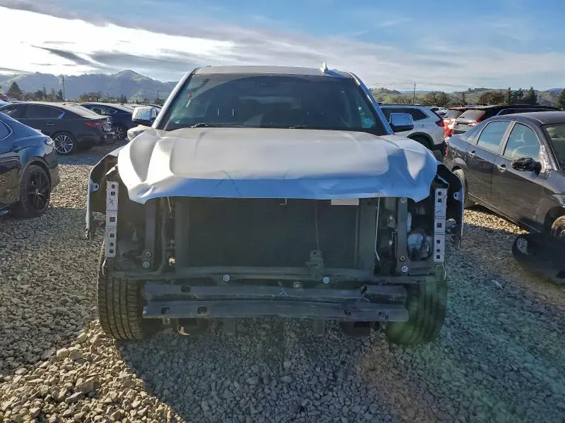 2019 GMC YUKON XL K1500 SLT  