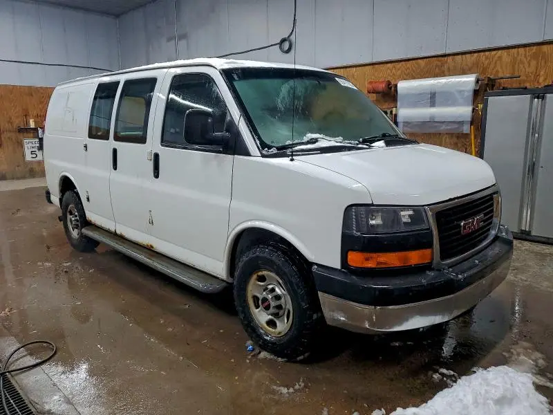 2016 GMC SAVANA G2500  