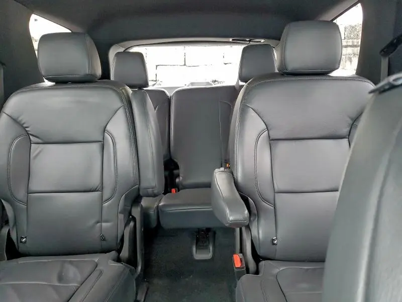 2022 CHEVROLET TRAVERSE LT  