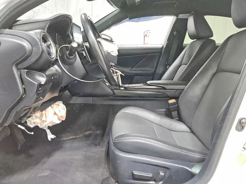 2021 LEXUS IS 300 BASE  