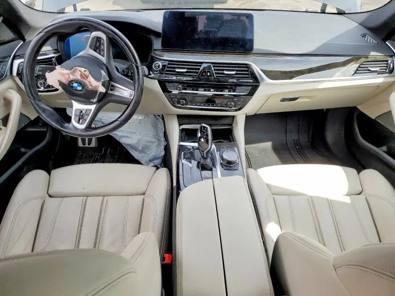 2022 BMW 530 XI  