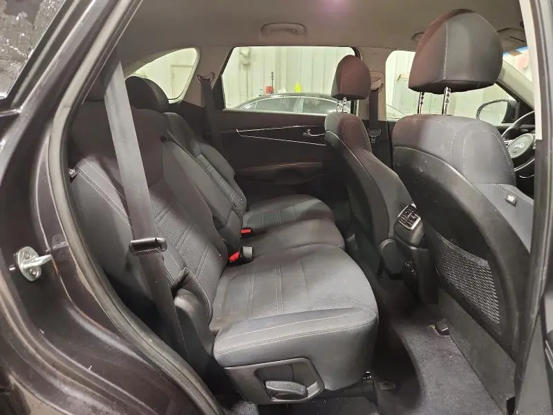 2018 KIA SORENTO LX V6  