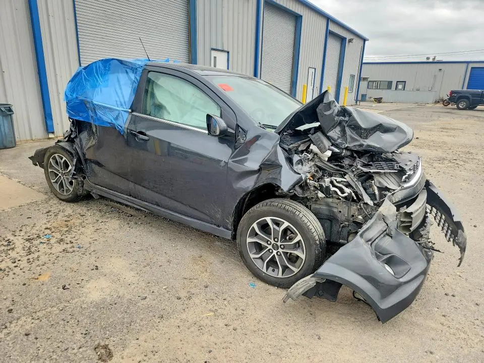 2019 CHEVROLET SONIC LT  