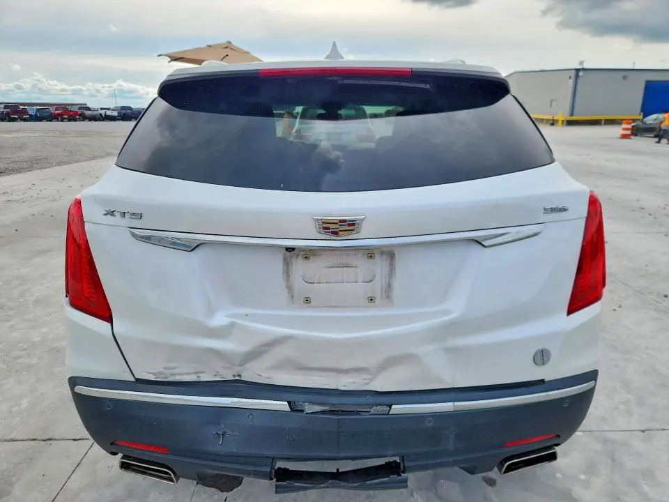 2018 CADILLAC XT5 LUXURY  