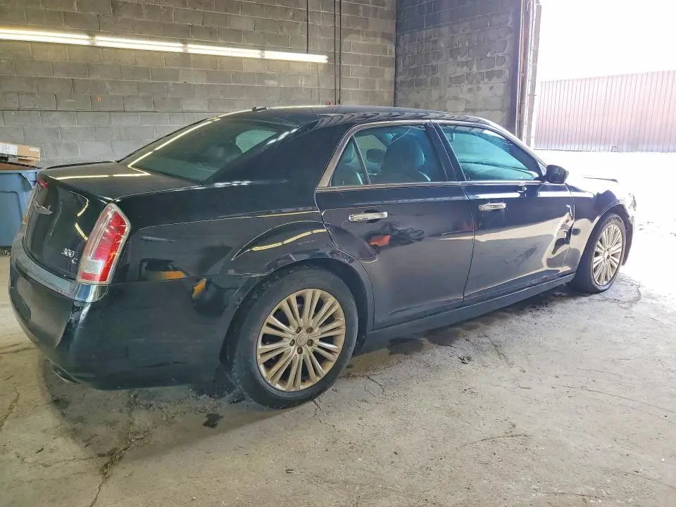 2014 CHRYSLER 300C   