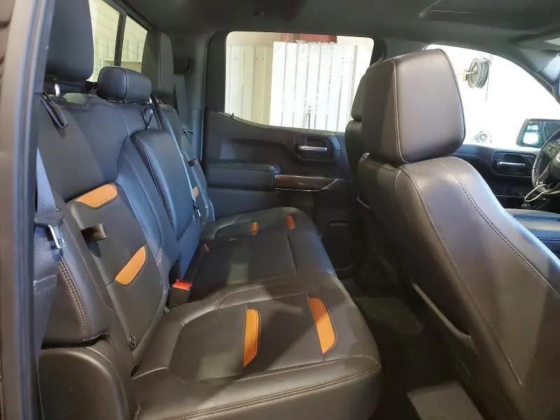 2021 GMC SIERRA K1500 AT4  