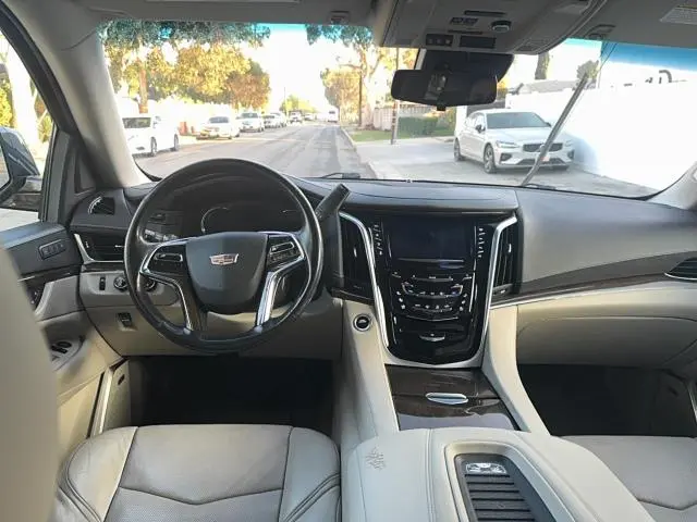 2020 CADILLAC ESCALADE PREMIUM LUXURY  