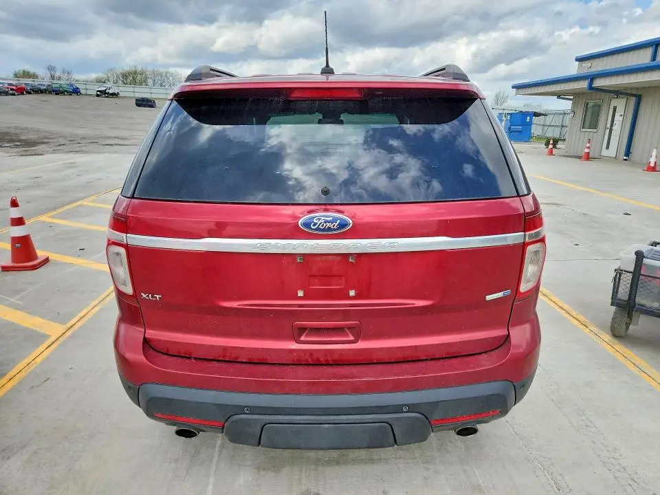 2015 FORD EXPLORER XLT  