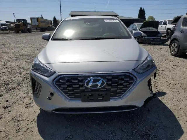 2022 HYUNDAI IONIQ SE  