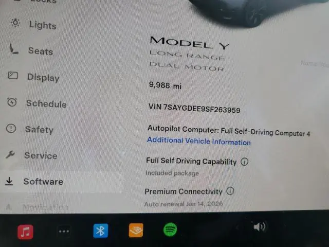 2025 TESLA MODEL Y