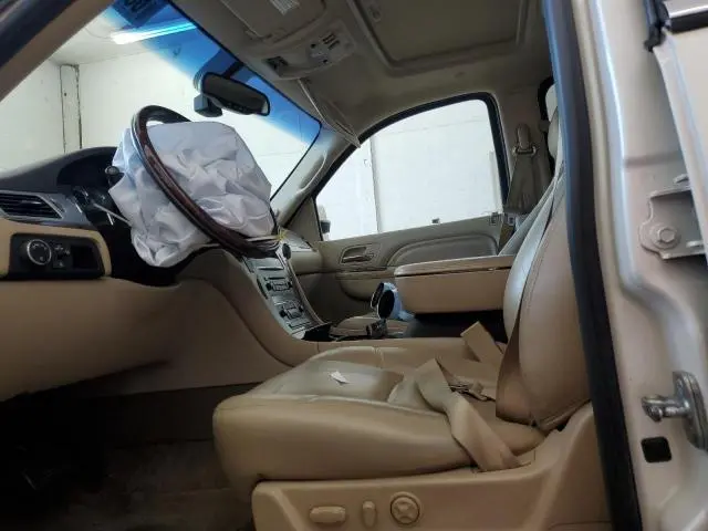 2013 CADILLAC ESCALADE ESV LUXURY  