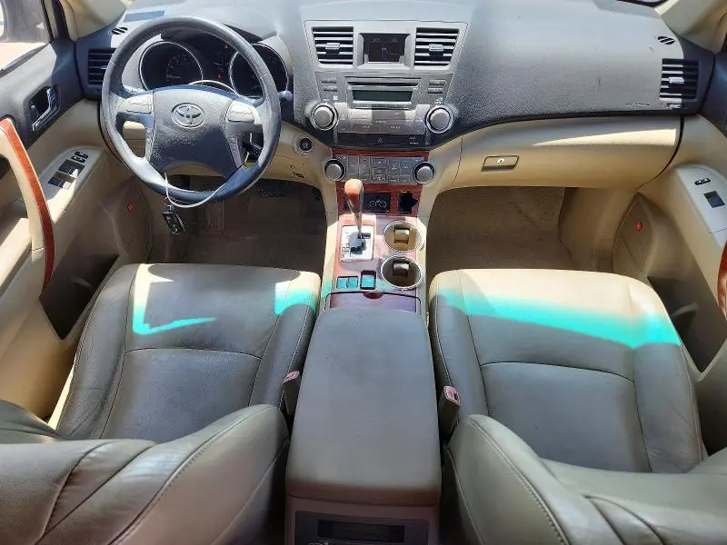 2010 TOYOTA HIGHLANDER LIMITED  