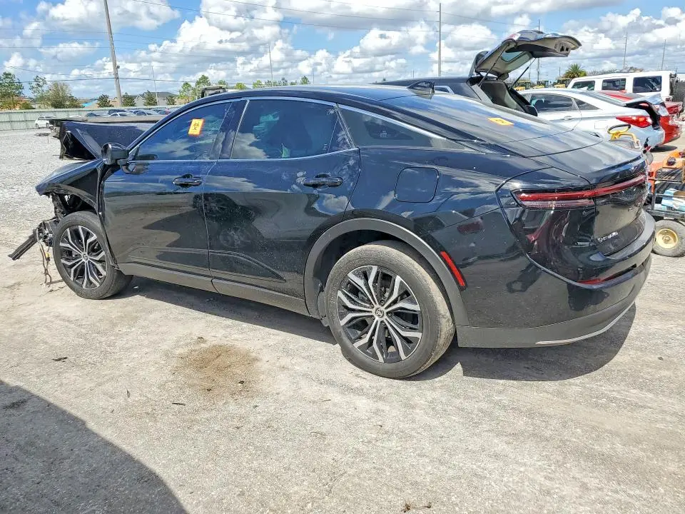 2024 TOYOTA CROWN XLE  