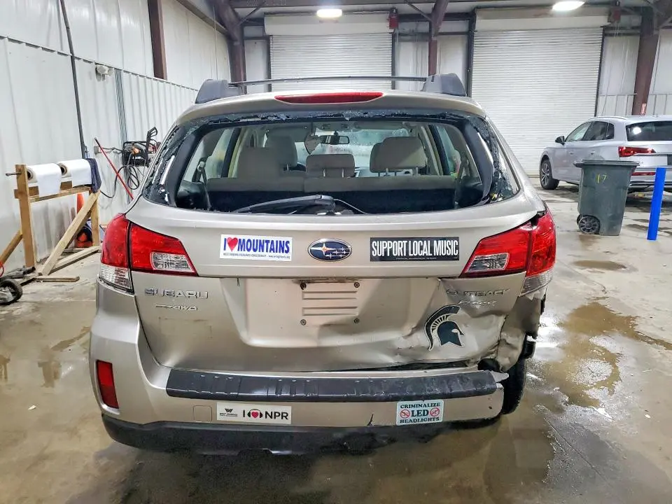 2014 SUBARU OUTBACK 2.5I  