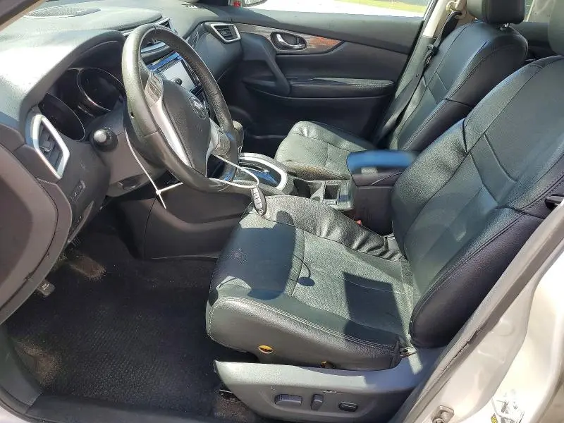 2016 NISSAN ROGUE SL  