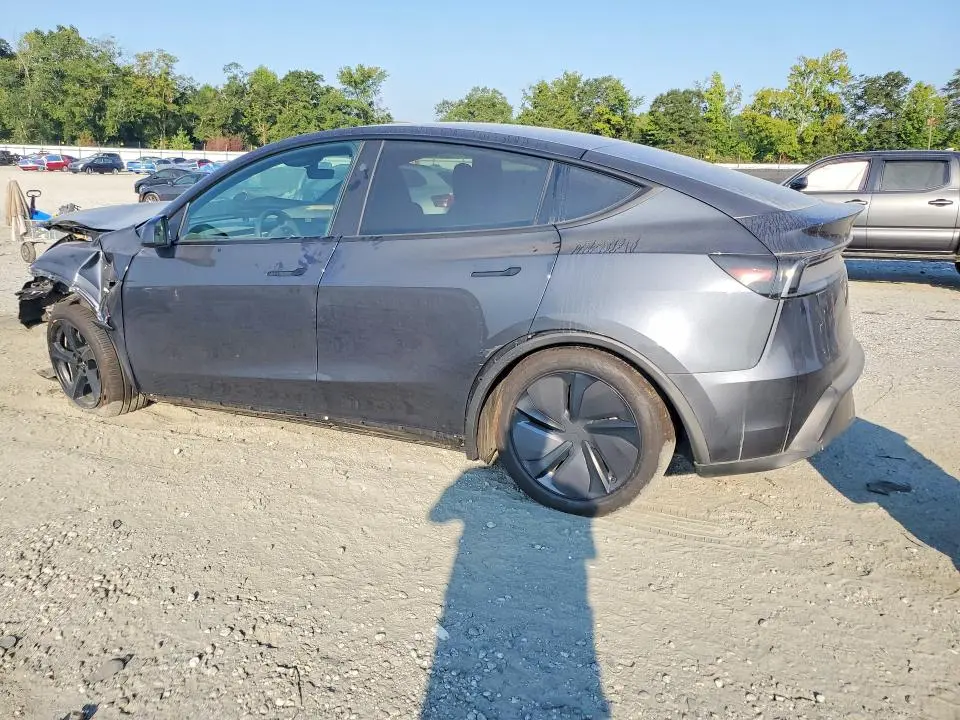 2026 TESLA MODEL Y   