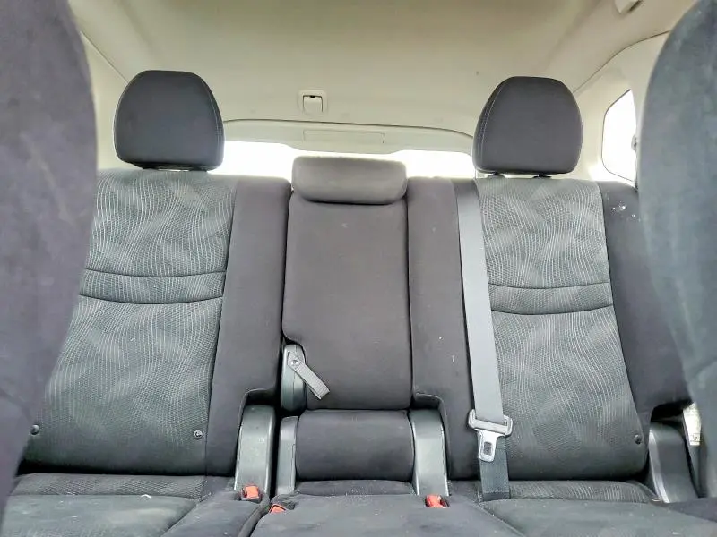 2015 NISSAN ROGUE S  