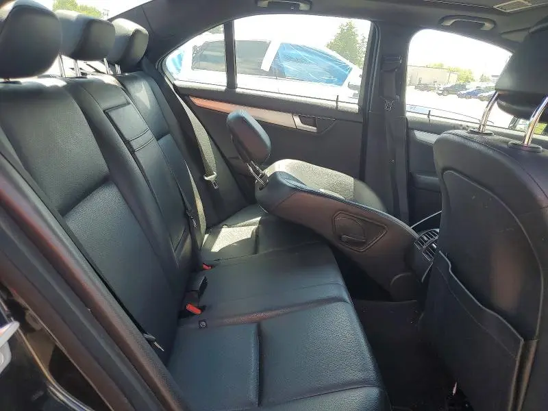 2012 MERCEDES-BENZ C 250  