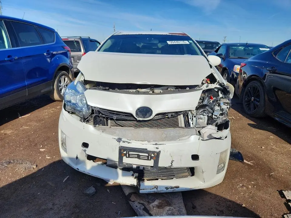 2010 TOYOTA PRIUS V  