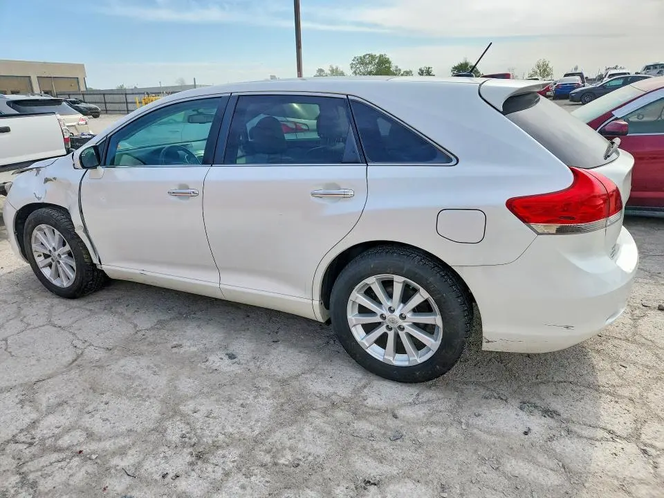 2012 TOYOTA VENZA XLE  