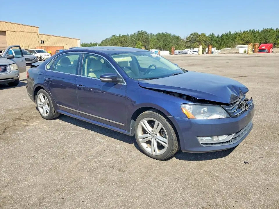 2015 VOLKSWAGEN PASSAT SEL  