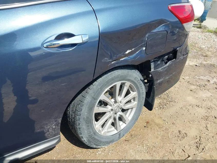 2016 NISSAN PATHFINDER S