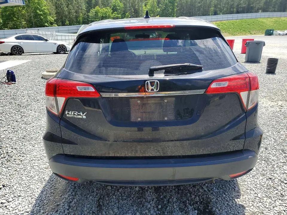 2022 HONDA HR-V LX  