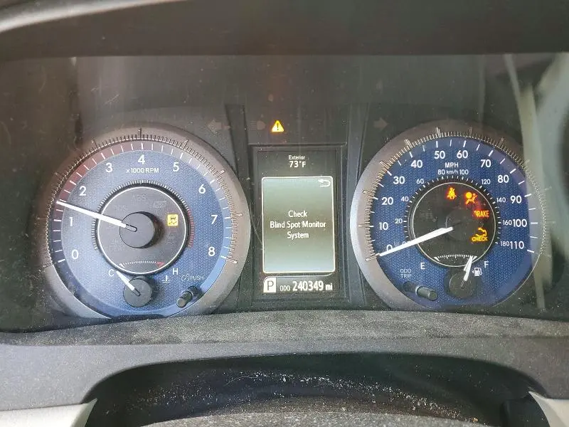2015 TOYOTA SIENNA XLE PREMIUM 8-PASSENGER  